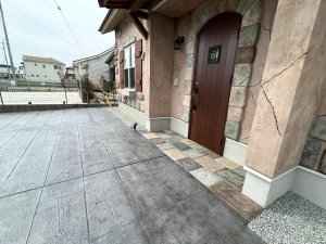 玄関アプローチ