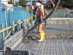 コンクリ－ト打設状況