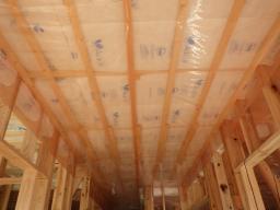 天井断熱完了