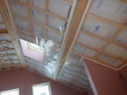 天井気密シ－ト設置状況