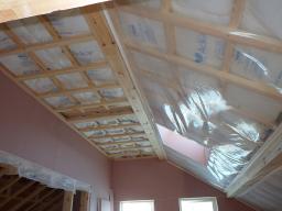 天井気密シ－ト設置状況