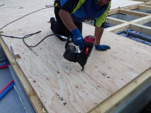 床合板張り状況