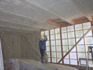 断熱吹付工事状況