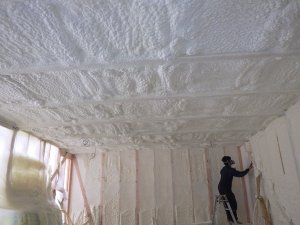 断熱吹付工事状況